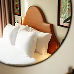 Hotel The Mila